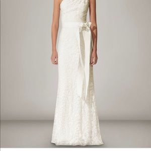 Tadashi Shoji *NWT* belted one shoulder lace gown with train SZ: 14